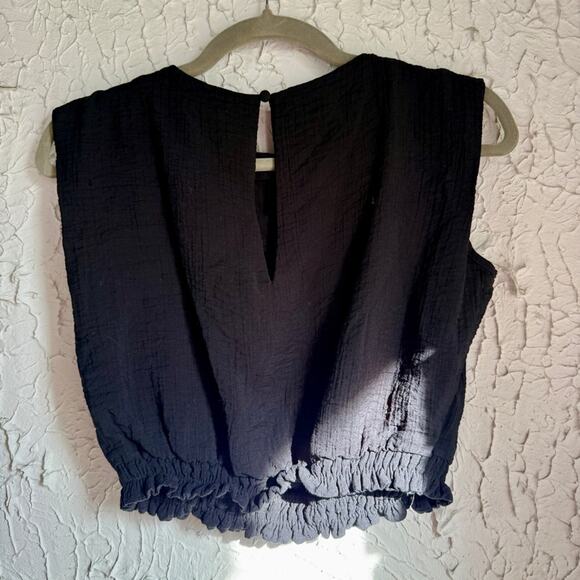 a new day Black Textured Crop Top - Picture 5 of 7